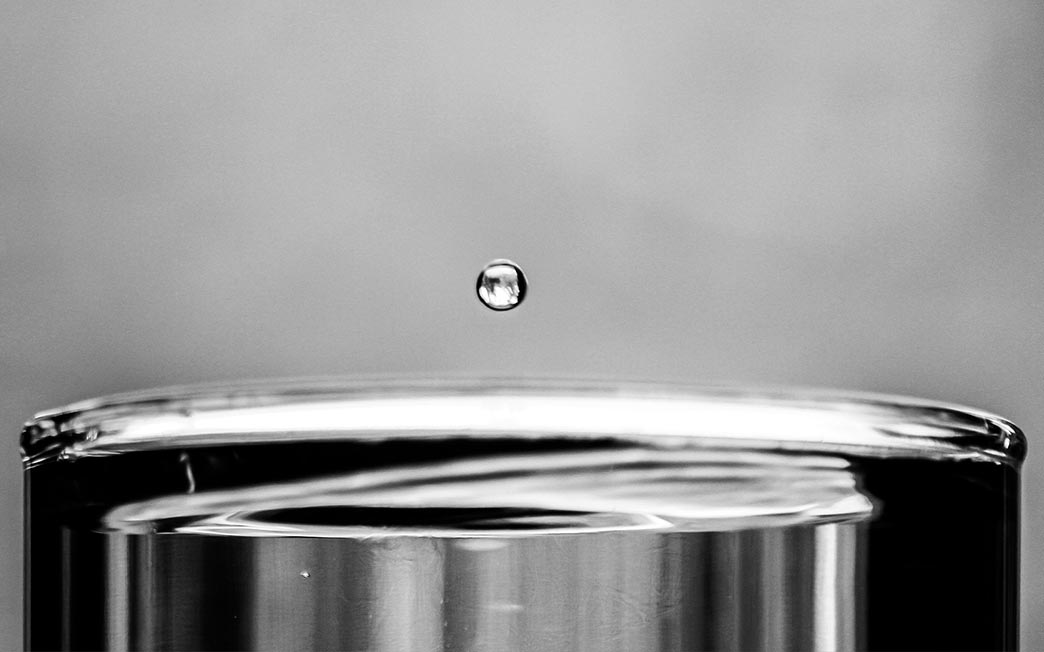 Sobre fotos preto e branco - Gota