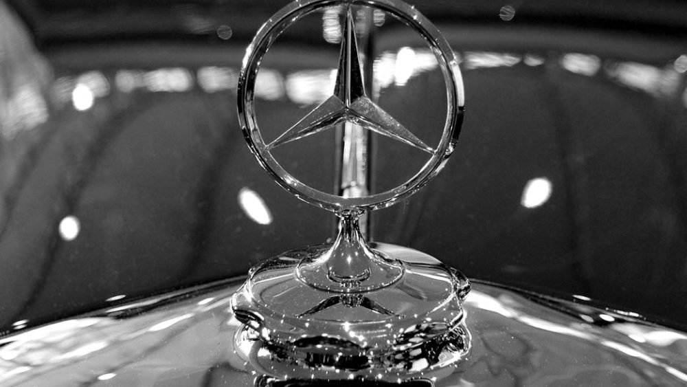 Sobre fotos preto e branco - Mercedes